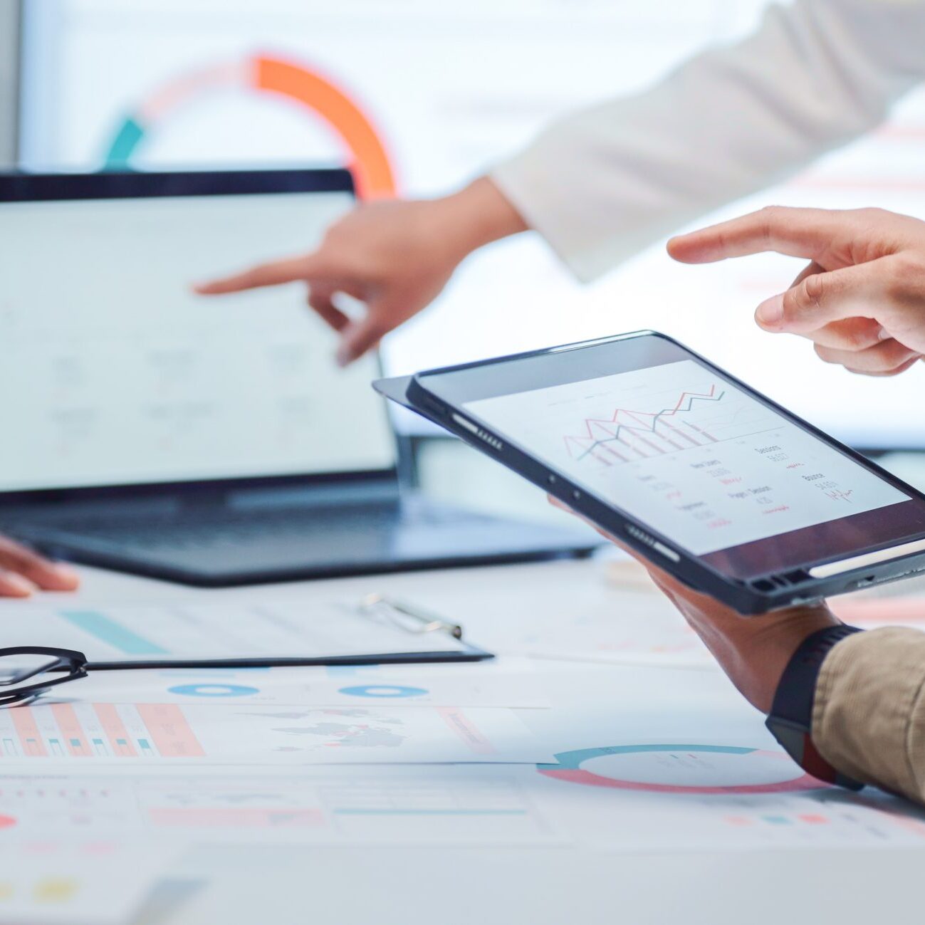 Close up digital Device screen of Data Analyst team of Marketing from Social Media Platforms.